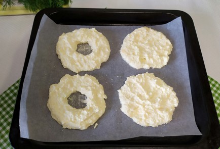 Фото шага рецепта ППбейгл с красной рыбой и творожным сыром 188043 шаг 7  