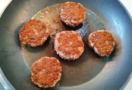 Фото шага рецепта ППкотлеты 190523 шаг 11  