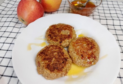 Фото шага рецепта ППрецепт овсяные оладьи 191398 шаг 10  