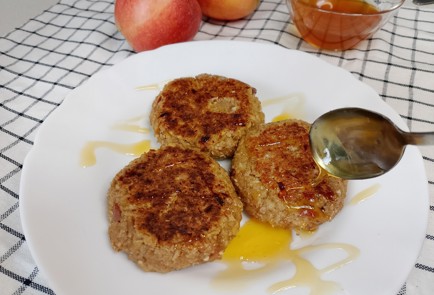 Фото шага рецепта ППрецепт овсяные оладьи 191398 шаг 9  