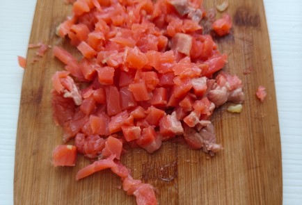 Фото шага рецепта Праздничный салат с семгой 175341 шаг 6  