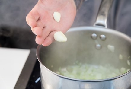 Фото шага рецепта Пряный картофельный суп 46976 шаг 1  