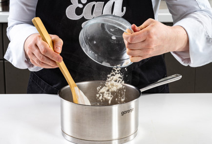 Фото шага рецепта Пирожные Лебеди 191306 шаг 3