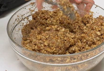 Фото шага рецепта Простая пахлава 140000 шаг 6