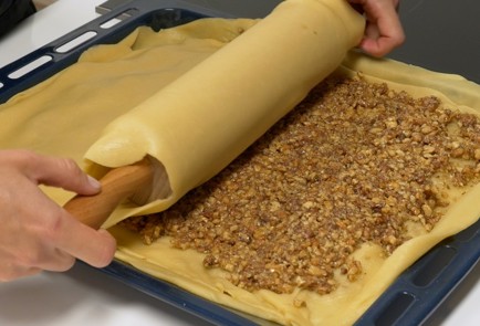 Фото шага рецепта Простая пахлава 140000 шаг 7