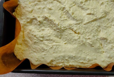 Фото шага рецепта Простая запеканка с домашним вареньем 191294 шаг 10