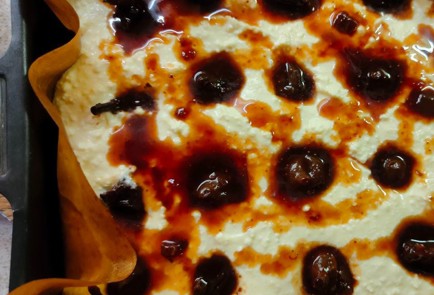 Фото шага рецепта Простая запеканка с домашним вареньем 191294 шаг 12