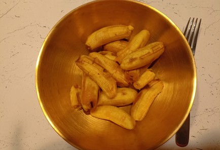 Фото шага рецепта Простой брауни с бананом 191494 шаг 1  