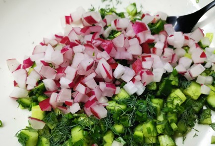 Фото шага рецепта Простой и вкусный салат 190889 шаг 4  