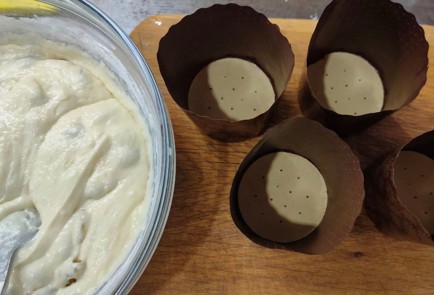 Фото шага рецепта Простой кулич из готовой смеси 176226 шаг 14