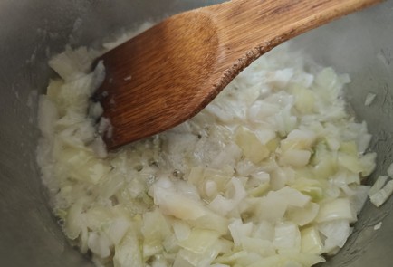 Фото шага рецепта Простой рыбный суп 188579 шаг 6  