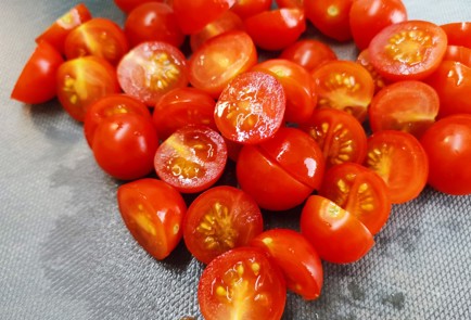 Фото шага рецепта Простой салат 189831 шаг 1  