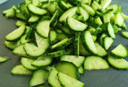 Фото шага рецепта Простой салат 189831 шаг 5  