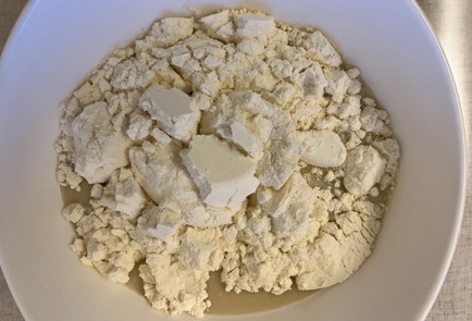 Фото шага рецепта Протеиновые корзиночки с кедровыми орехами 189997 шаг 3  