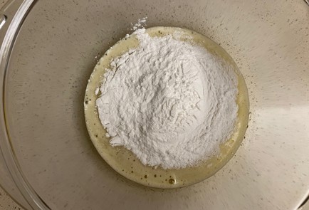 Фото шага рецепта Протеиновые маффины с цукатами 189240 шаг 5  