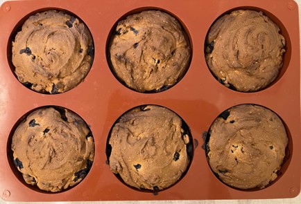 Фото шага рецепта Протеиновые печенья с голубикой 189737 шаг 10  