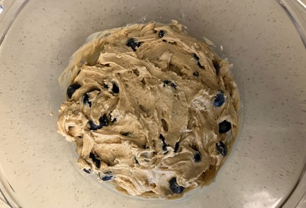 Фото шага рецепта Протеиновые печенья с голубикой 189737 шаг 7  