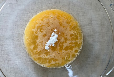 Фото шага рецепта Протеиновые вафли с черешней 189747 шаг 5