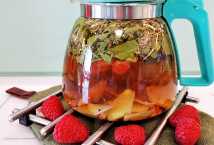 Фото шага рецепта Противопростудный отвар с малиной 152485 шаг 10  