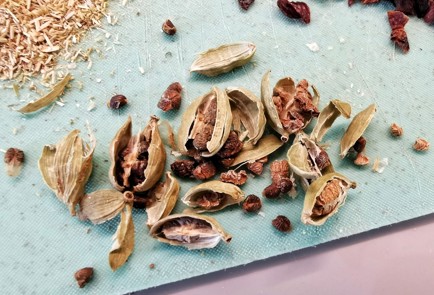 Фото шага рецепта Противопростудный чай 140023 шаг 2  