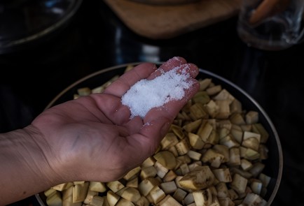 Фото шага рецепта Пряная икра из баклажанов 138537 шаг 8  