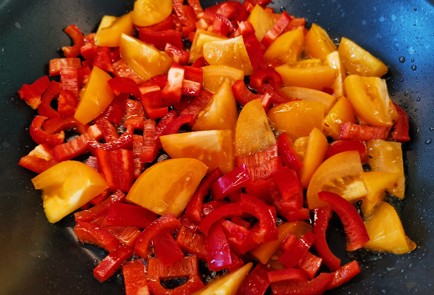 Фото шага рецепта Пряная яичница повосточному 140746 шаг 6