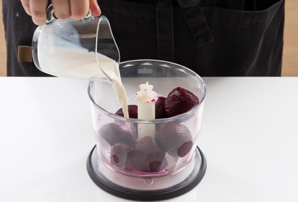 Фото шага рецепта Пряничные оладьи из свеклы 139897 шаг 1  