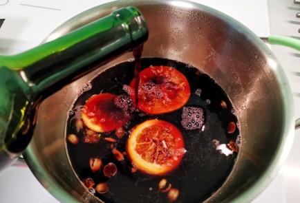 Фото шага рецепта Пряный глинтвейн с медом 140315 шаг 15  