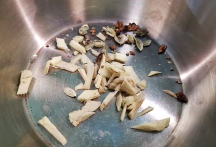 Фото шага рецепта Пряный глинтвейн с медом 140315 шаг 5  