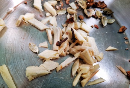 Фото шага рецепта Пряный глинтвейн с медом 140315 шаг 6  