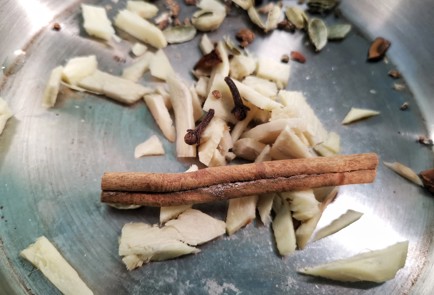 Фото шага рецепта Пряный глинтвейн с медом 140315 шаг 7  