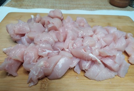 Фото шага рецепта Пшеничная каша с курицей 190893 шаг 1  