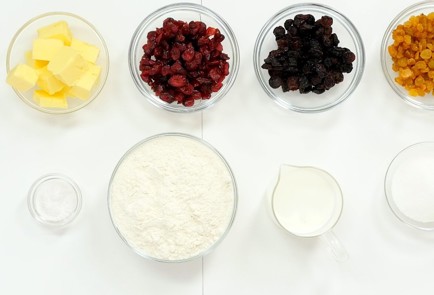 Фото шага рецепта Пудинг Споттед дик 81234 шаг 1  