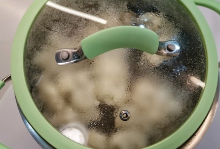 Фото шага рецепта Пюре из цветной капусты и свеклы 152859 шаг 4  