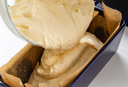 Фото шага рецепта Пышная творожная запеканка 189326 шаг 8  