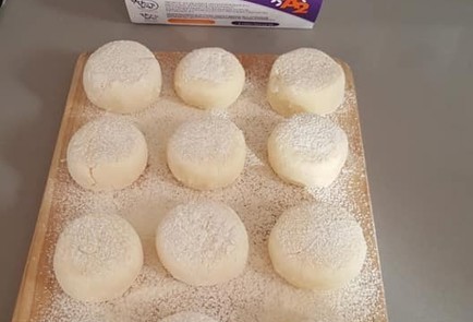 Фото шага рецепта Пышные сырники с рисовой мукой 137085 шаг 3  