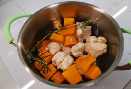 Фото шага рецепта Пюре из цветной капусты с тыквой 175514 шаг 4  