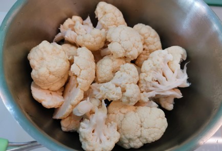 Фото шага рецепта Пюре из цветной капусты 189963 шаг 1  