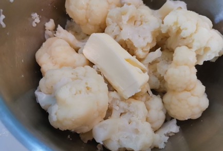 Фото шага рецепта Пюре из цветной капусты 189963 шаг 7  
