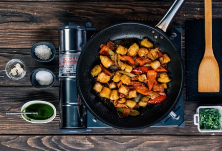 Фото шага рецепта Рагу из черного гренадера и овощей 139324 шаг 4  