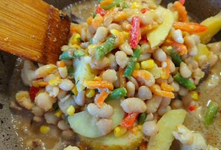 Фото шага рецепта Рагу из овощей фасоли и говядины 189702 шаг 7  