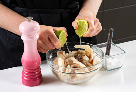 Фото шага рецепта Рагу из камбалы с кокосовым молоком 191156 шаг 2  