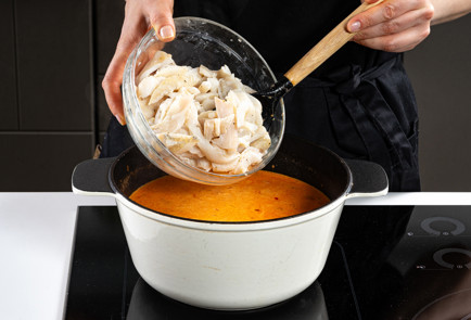 Фото шага рецепта Рагу из камбалы с кокосовым молоком 191156 шаг 9  