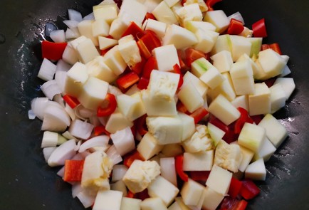 Фото шага рецепта Рагу из свинины 190624 шаг 2  