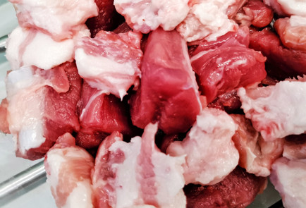 Фото шага рецепта Рагу из свиных щек и баклажана 151516 шаг 4  