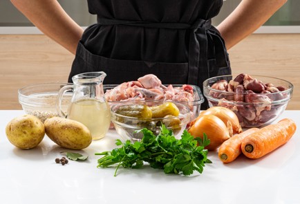 Фото шага рецепта Рассольник с куриными сердечками 188768 шаг 1  