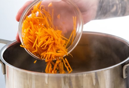 Фото шага рецепта Рассольник с почками 80889 шаг 5  