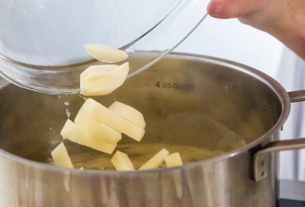 Фото шага рецепта Рассольник с почками 80889 шаг 6  