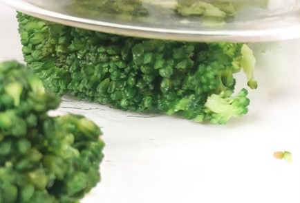 Фото шага рецепта Раздавленная брокколи в духовке 174498 шаг 6  