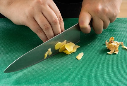 Фото шага рецепта Речная рыба в пряном смородиновом рассоле 151204 шаг 4  